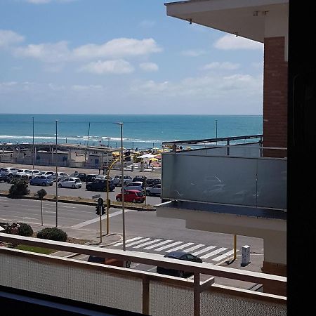 Ferienwohnung Sea View Lido di Ostia Exterior foto
