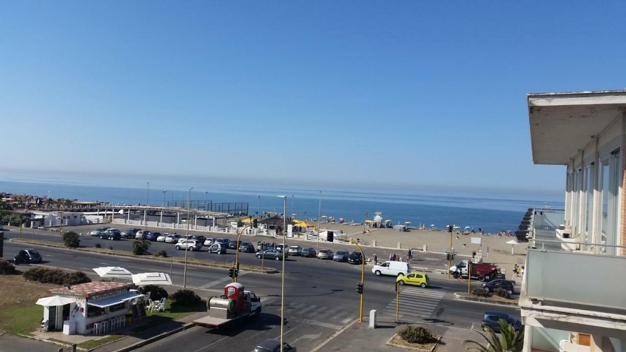 Ferienwohnung Sea View Lido di Ostia Exterior foto